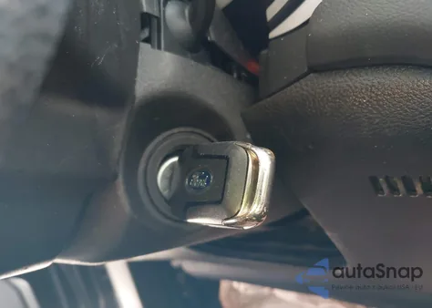 2014 Ford Fusion Hybrid S из США, поврежденный, VIN 3FA6P0UUXER369125